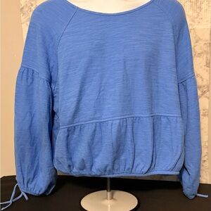 Aerie Endless summer cropped Large Shirt/Blue Gathered-Hem Pullover/Tie sleeves